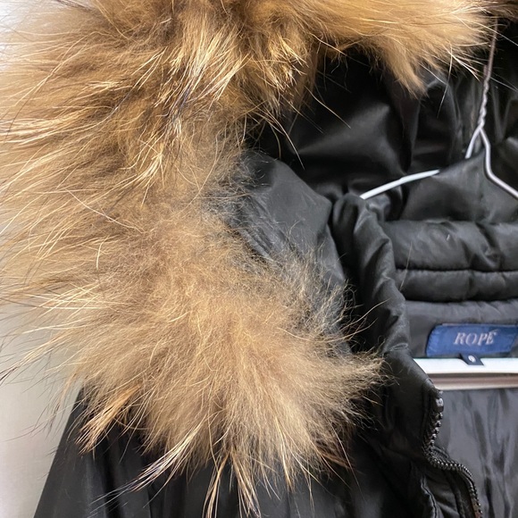 Ropé Women’s Small (9) Down Jacket - Picture 4 of 4